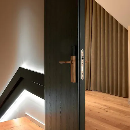 Rosa Luxury Private House